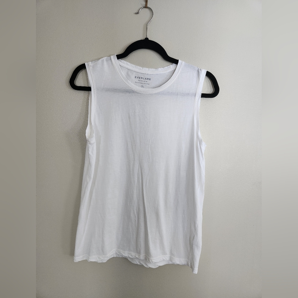 Everlane muscle tank